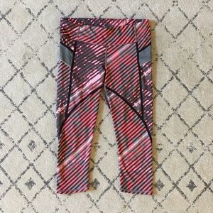 Athleta Contender Capri Workout Tights